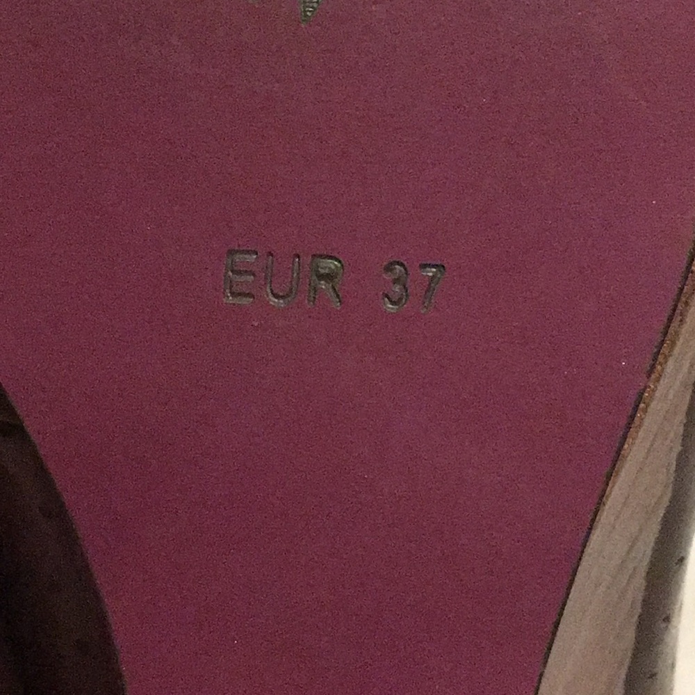 Wedged shoe - Picture 4 of 4